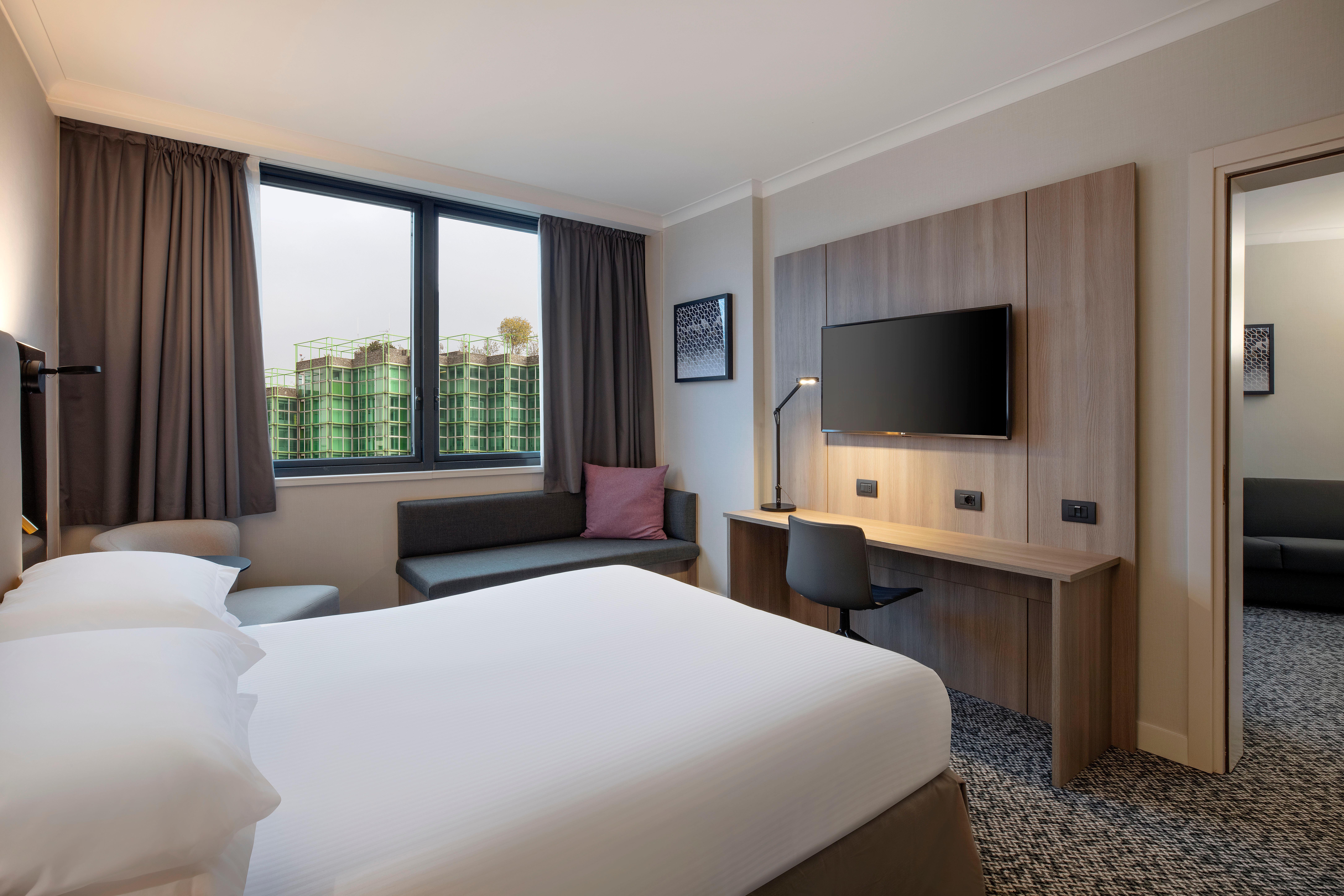 Crowne Plaza Milan Linate By Ihg San Donato Milanese Exterior foto