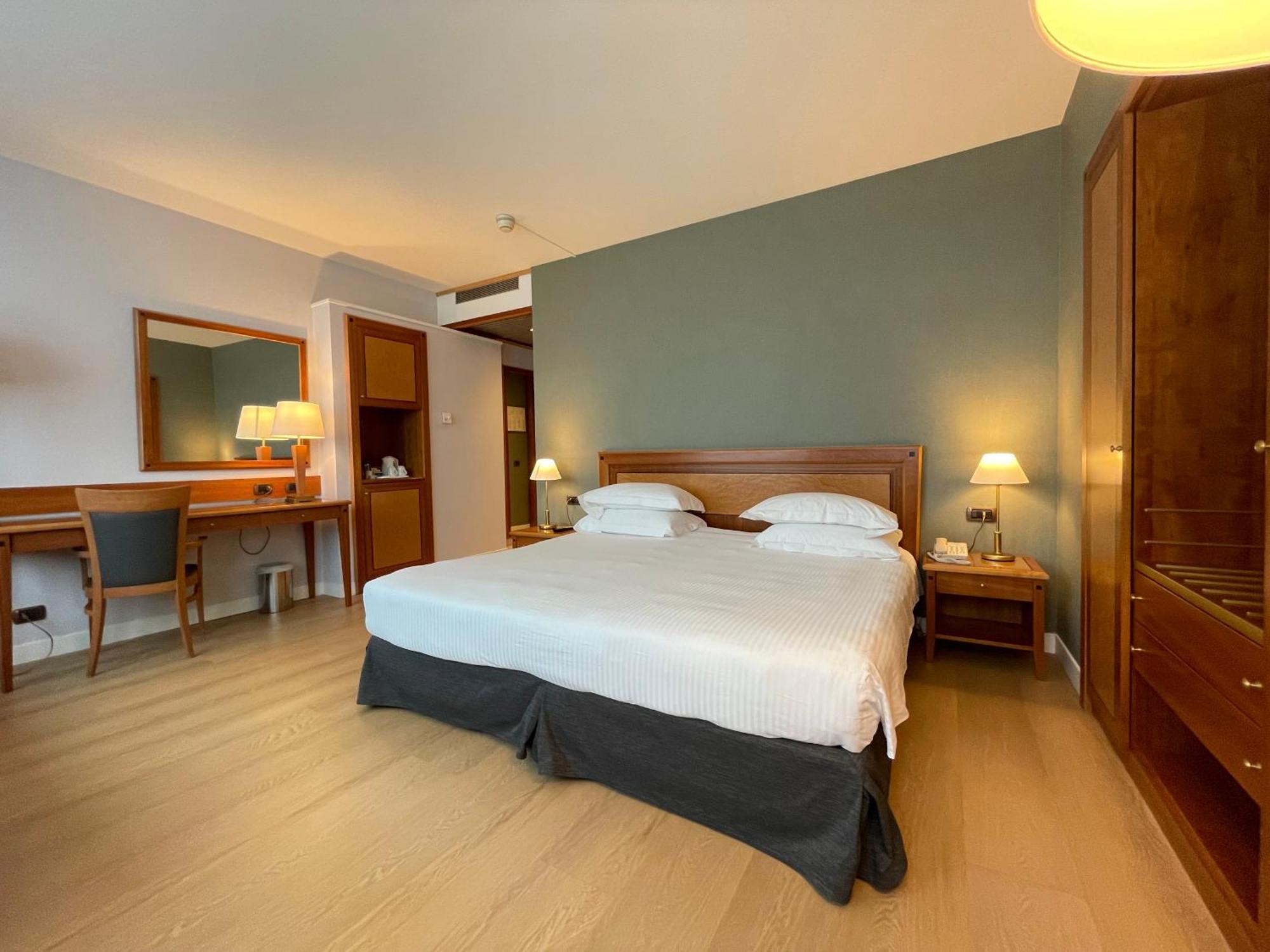 Crowne Plaza Milan Linate By Ihg San Donato Milanese Exterior foto